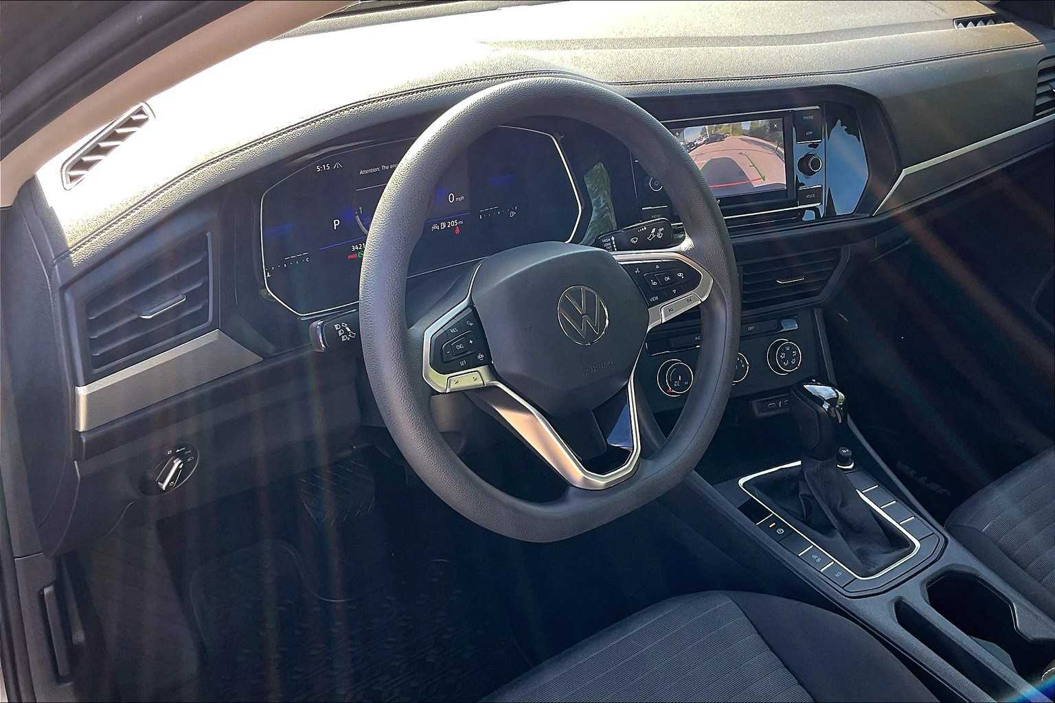 2023 Volkswagen Jetta S - Photo 15