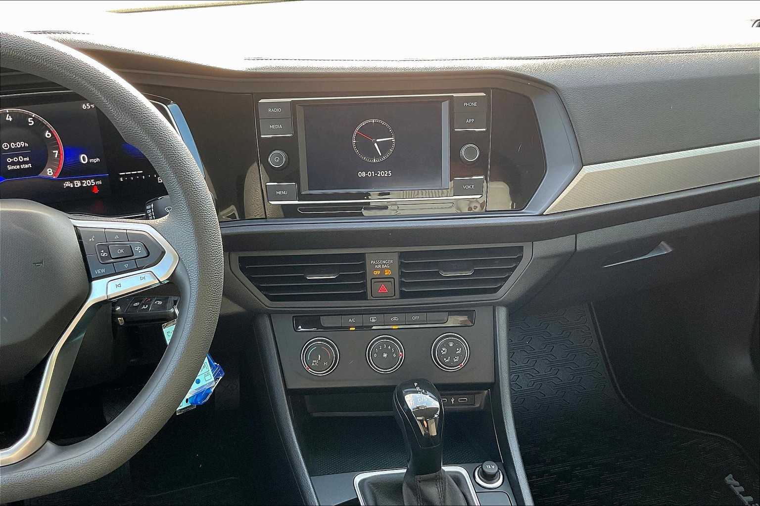 2023 Volkswagen Jetta S - Photo 31