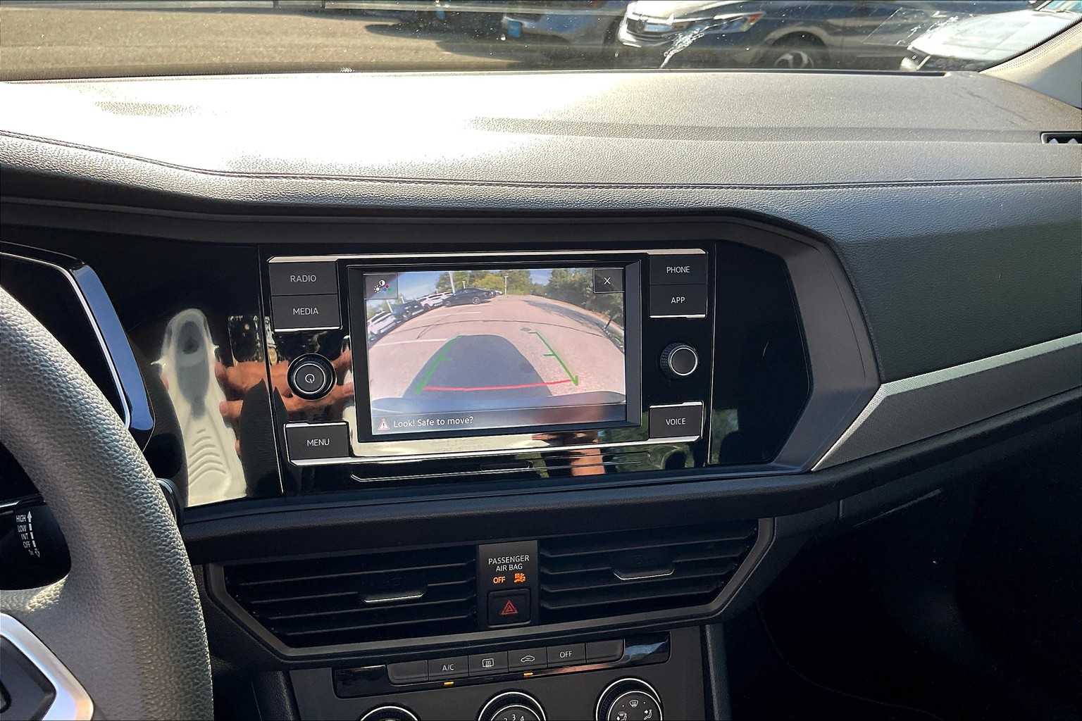 2023 Volkswagen Jetta S - Photo 32