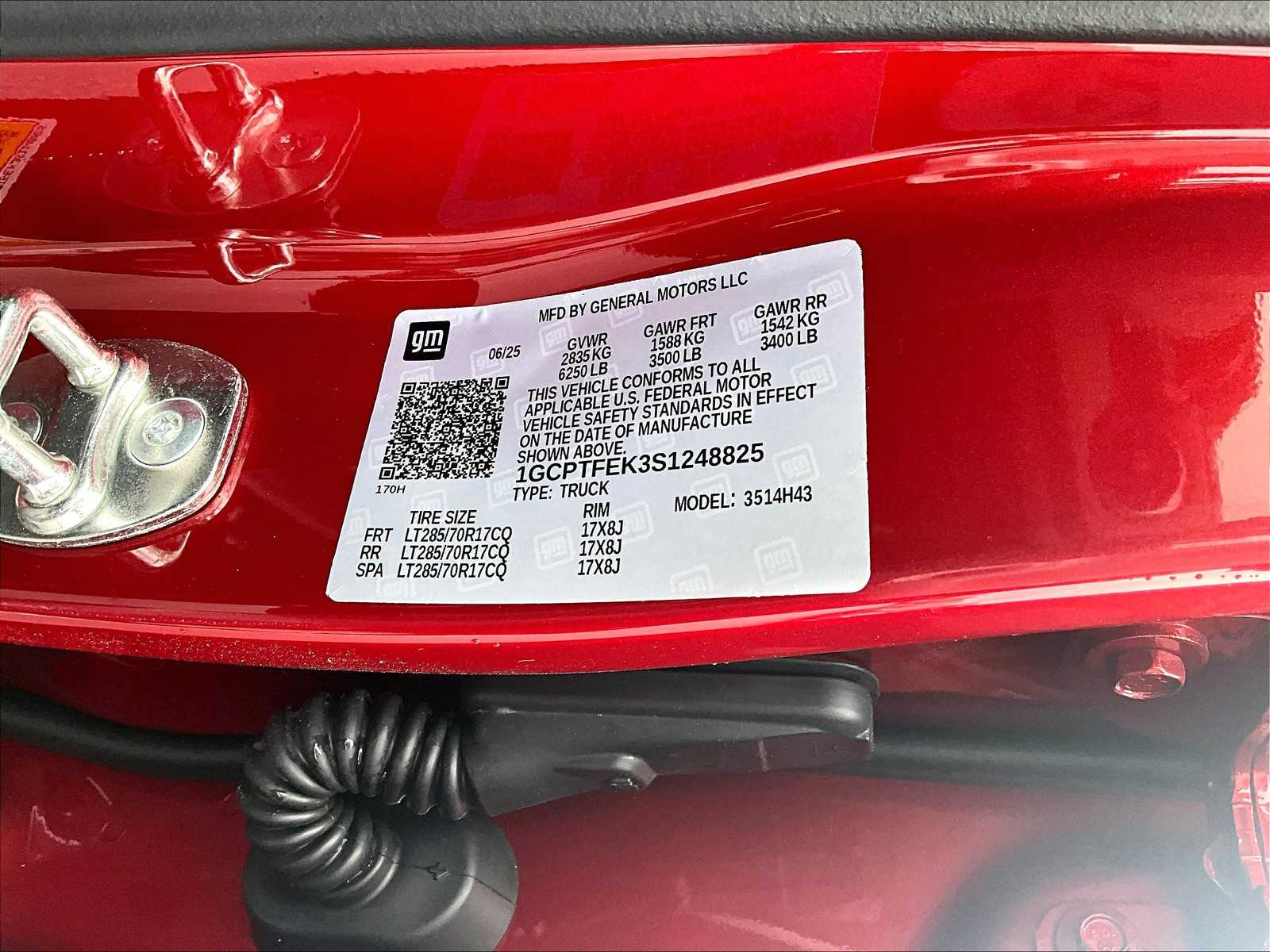 2025 Chevrolet Colorado 4WD ZR2 - Photo 17