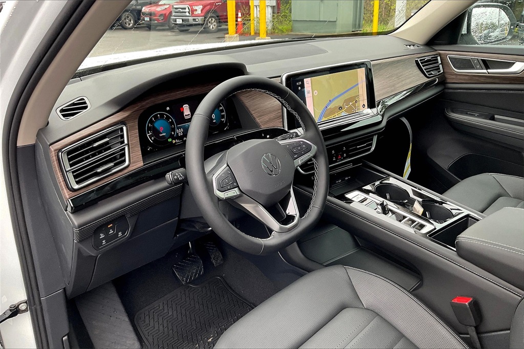 2025 Volkswagen Atlas 2.0T SEL - Photo 9