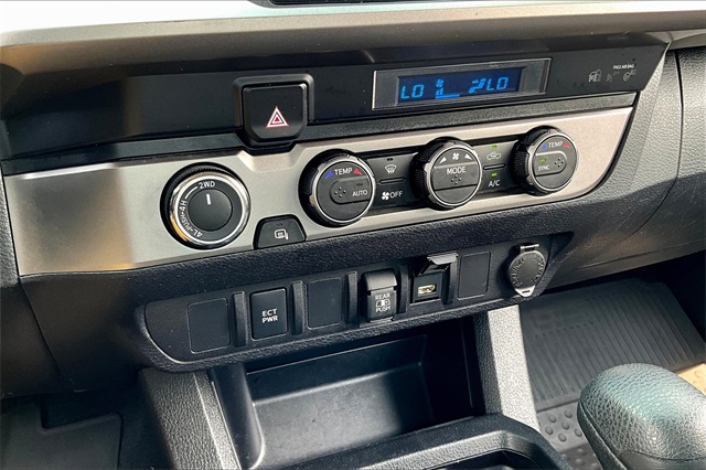 2022 Toyota Tacoma SR5 - Photo 22
