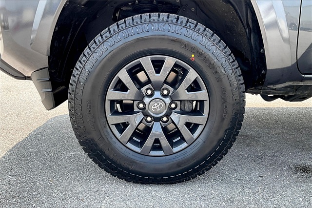 2022 Toyota Tacoma SR5 - Photo 7