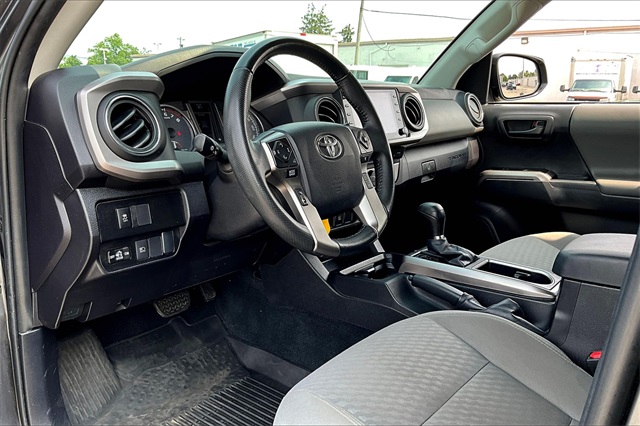2022 Toyota Tacoma SR5 - Photo 8