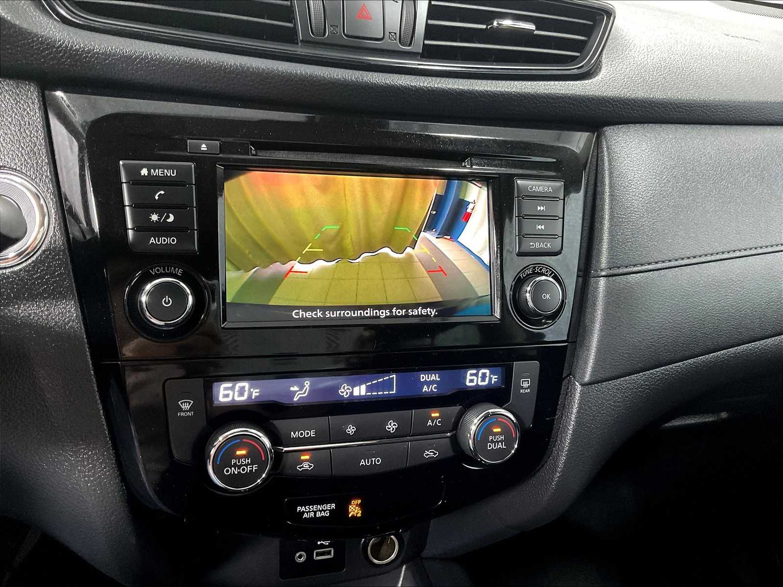2019 Nissan Rogue SV - Photo 19