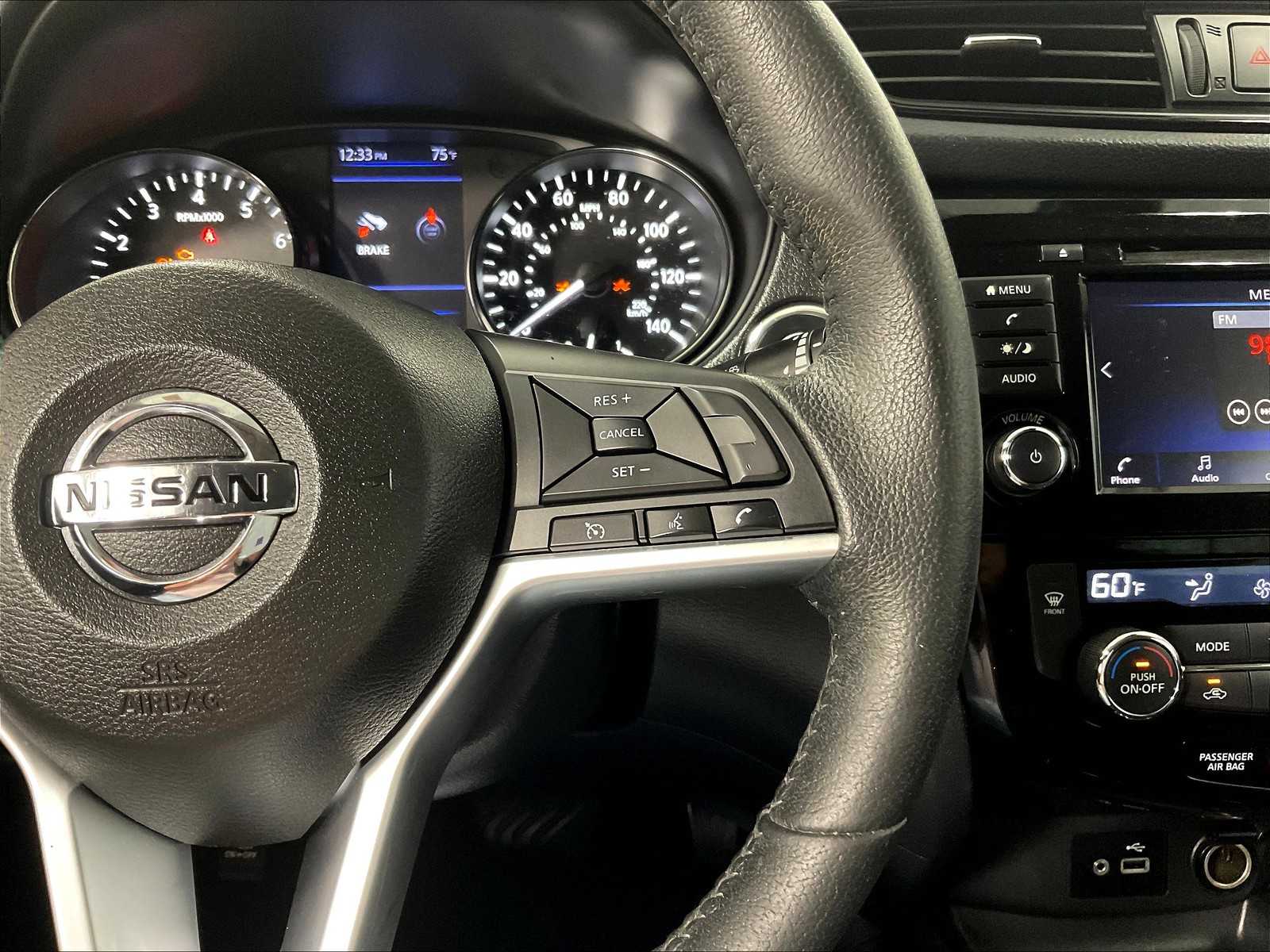 2019 Nissan Rogue SV - Photo 23