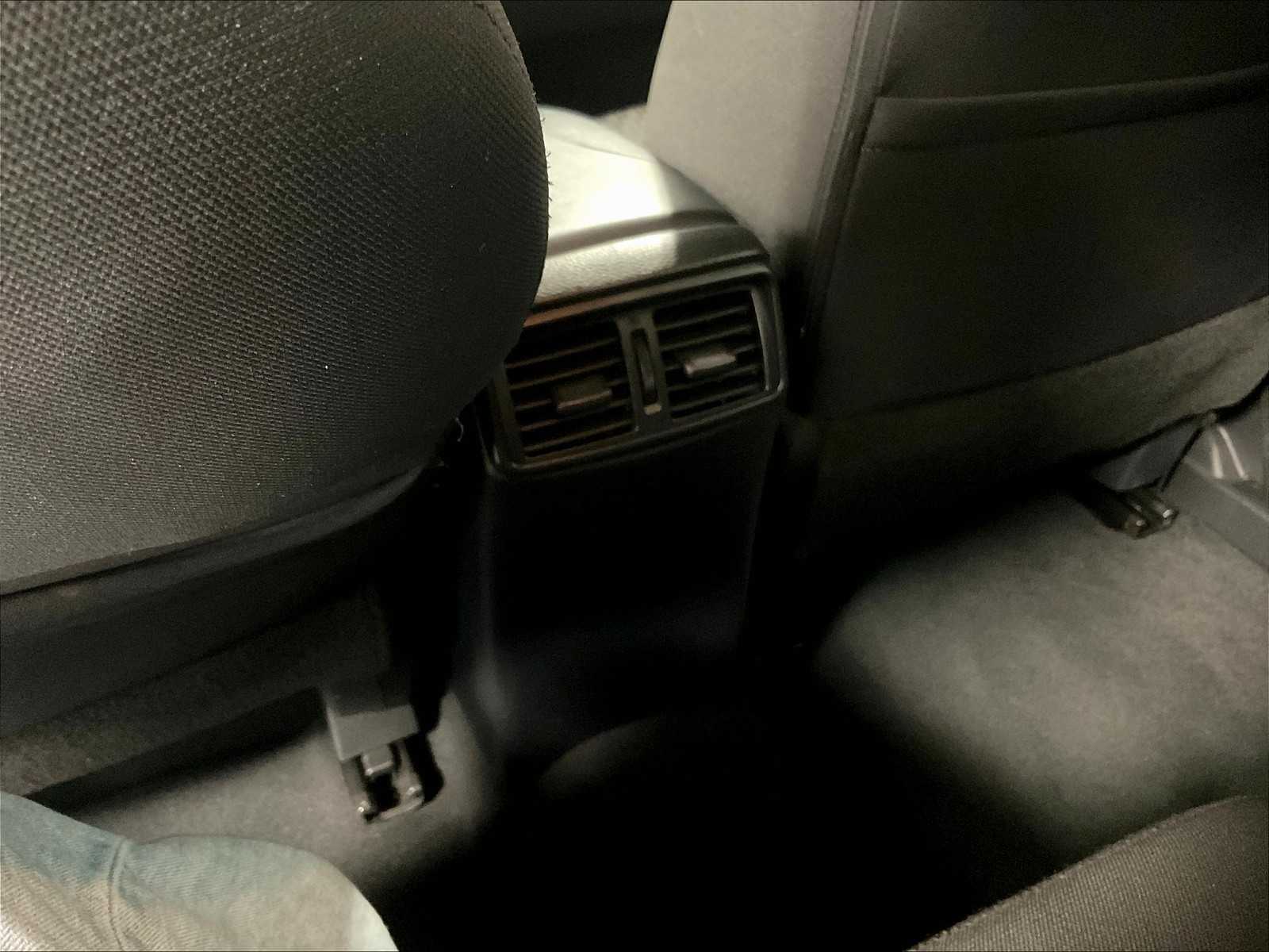 2019 Nissan Rogue SV - Photo 27