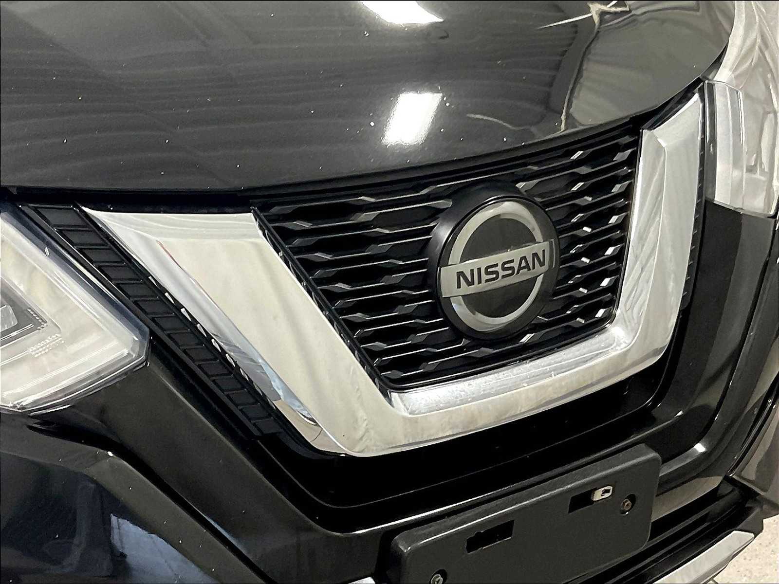 2019 Nissan Rogue SV - Photo 31