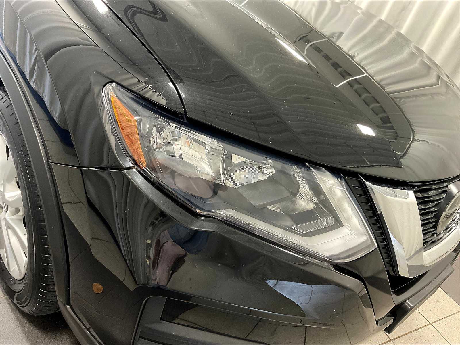 2019 Nissan Rogue SV - Photo 32