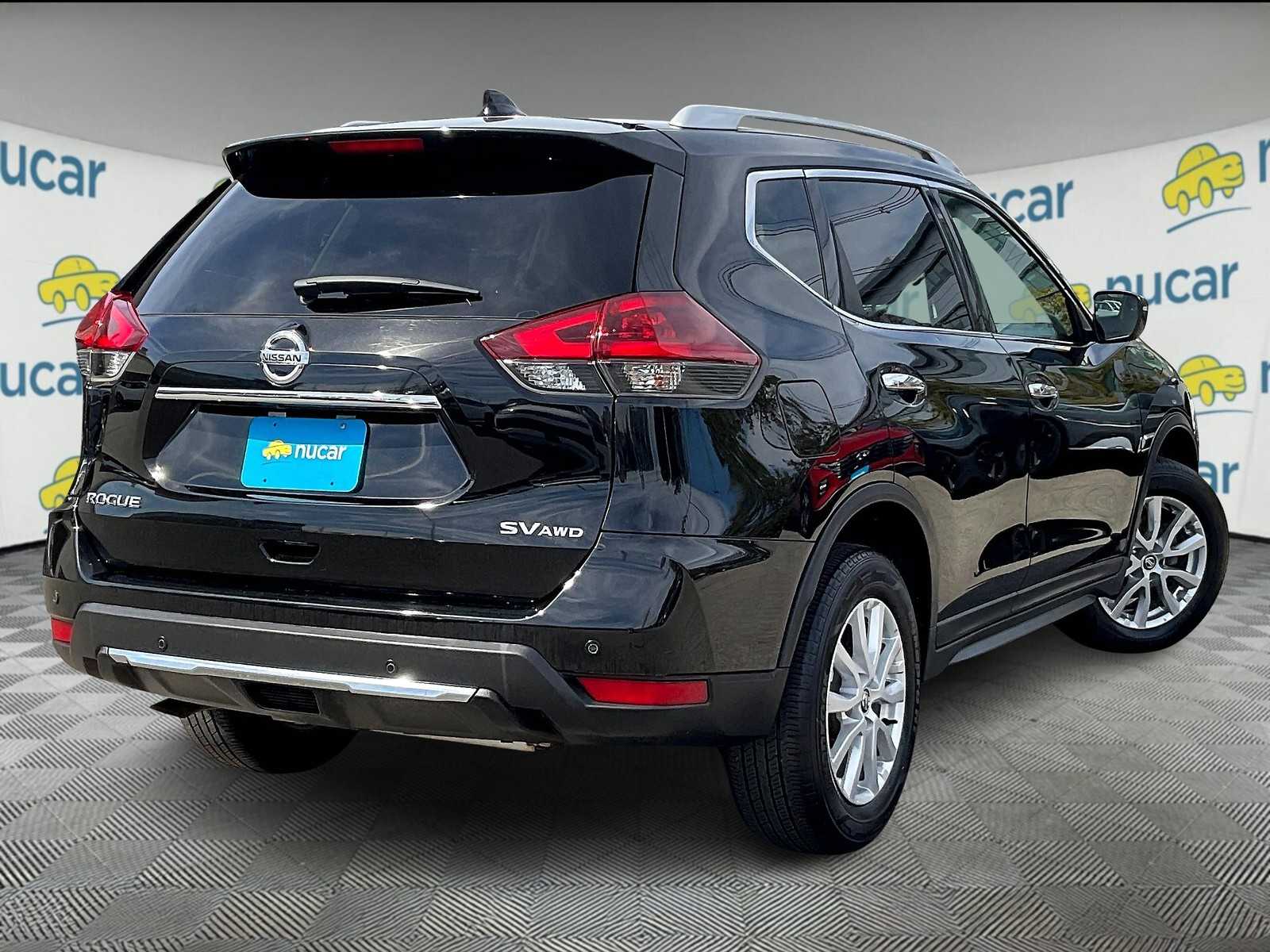 2019 Nissan Rogue SV - Photo 6