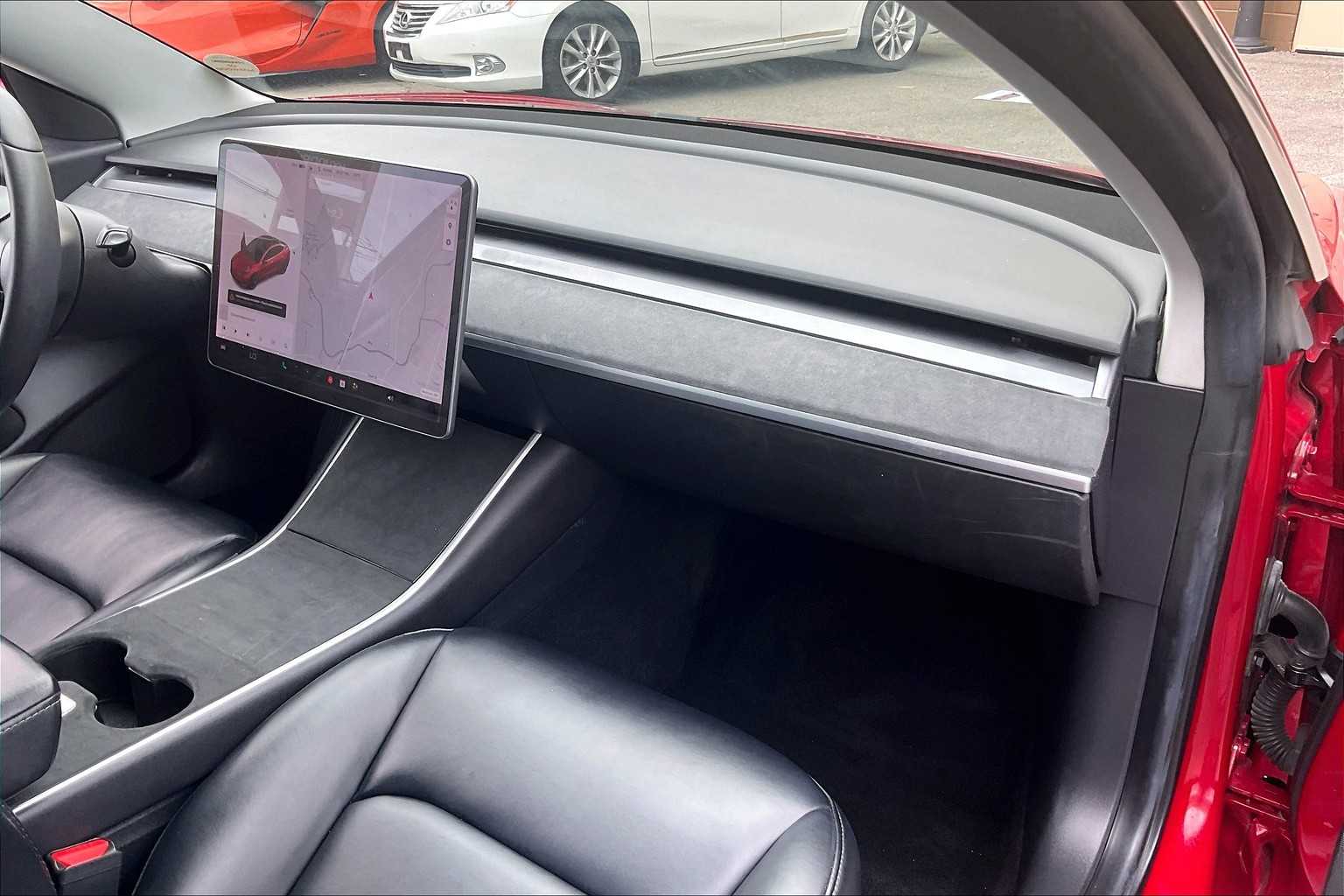 2019 Tesla Model 3 Performance - Photo 13