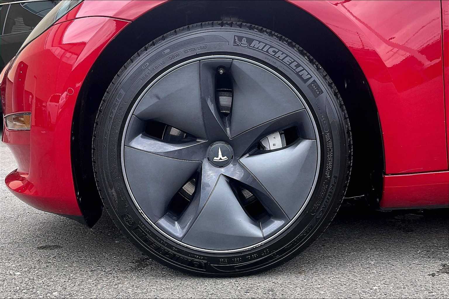 2019 Tesla Model 3 Performance - Photo 7