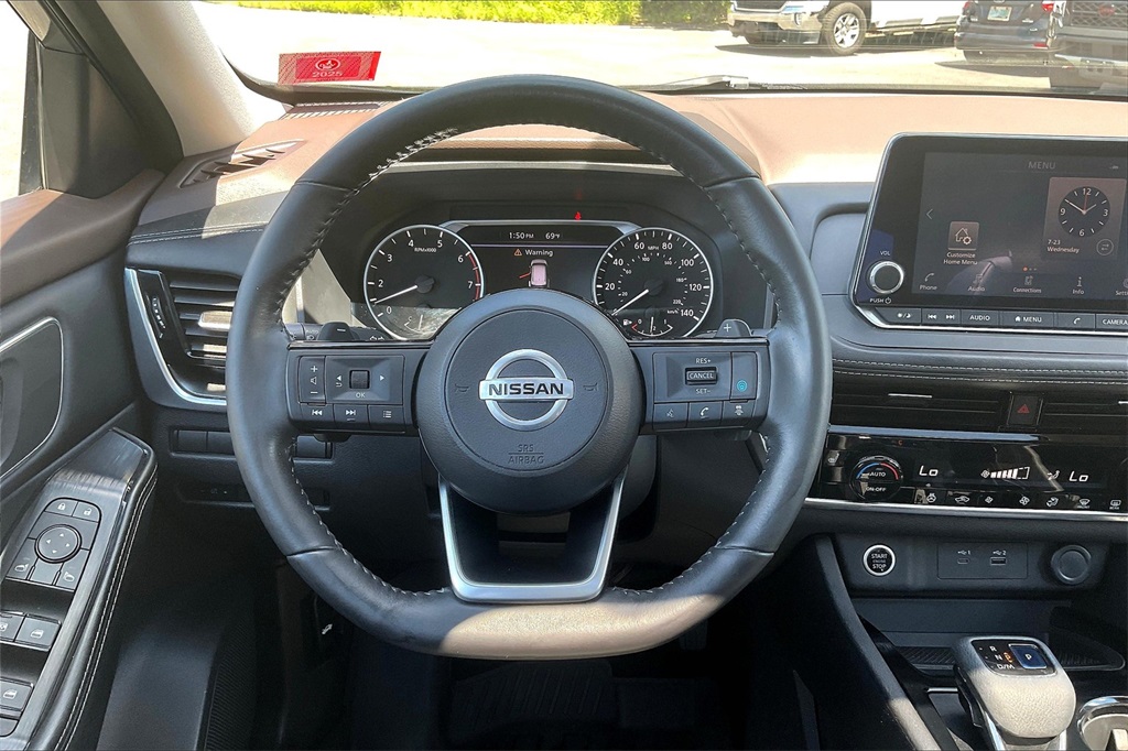 2021 Nissan Rogue SV - Photo 17