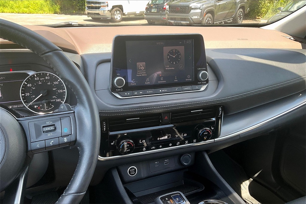 2021 Nissan Rogue SV - Photo 18