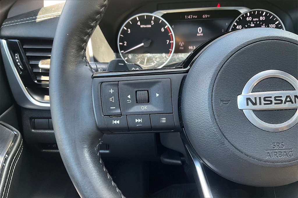2021 Nissan Rogue SV - Photo 23