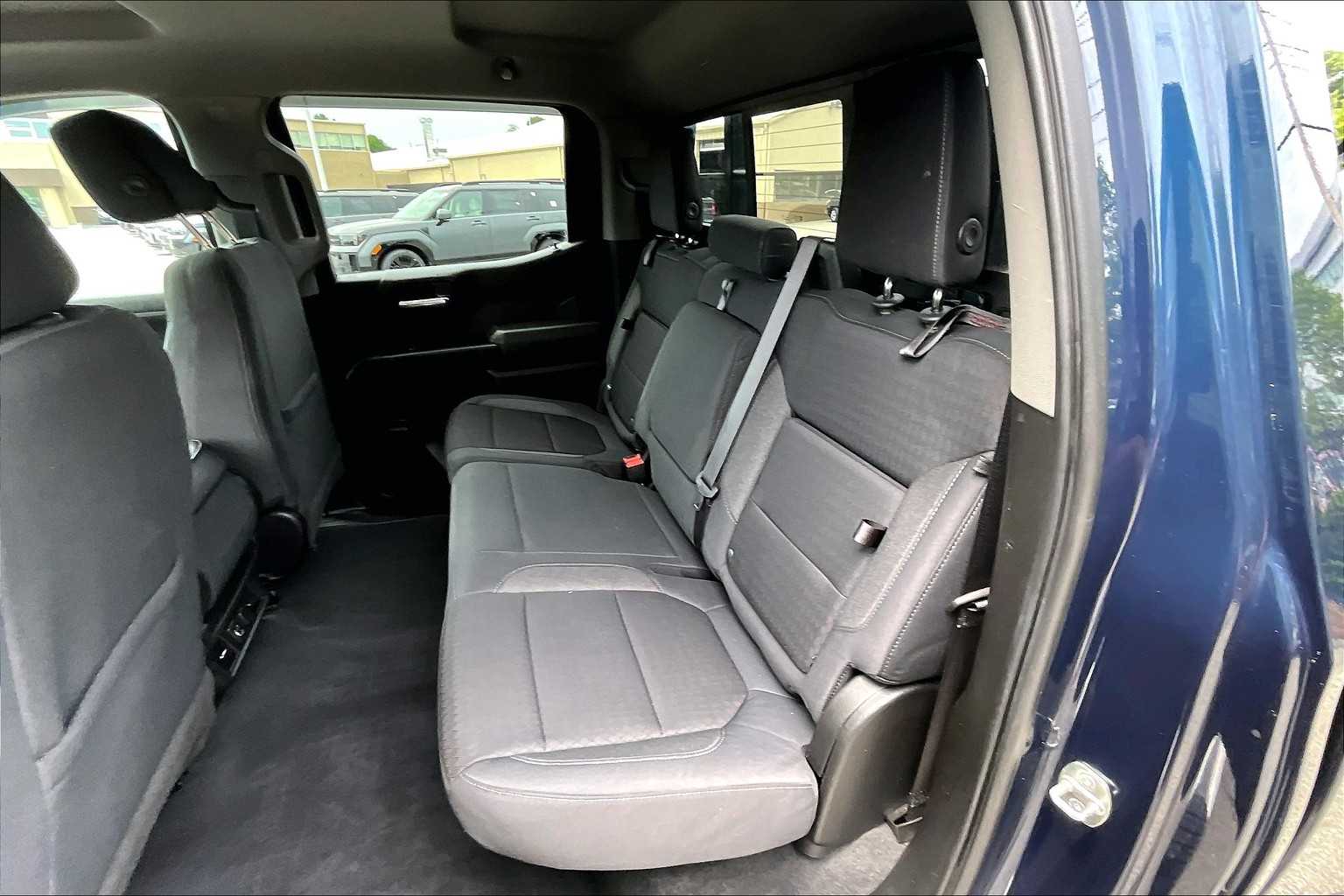 2019 Chevrolet Silverado 1500 LT - Photo 15