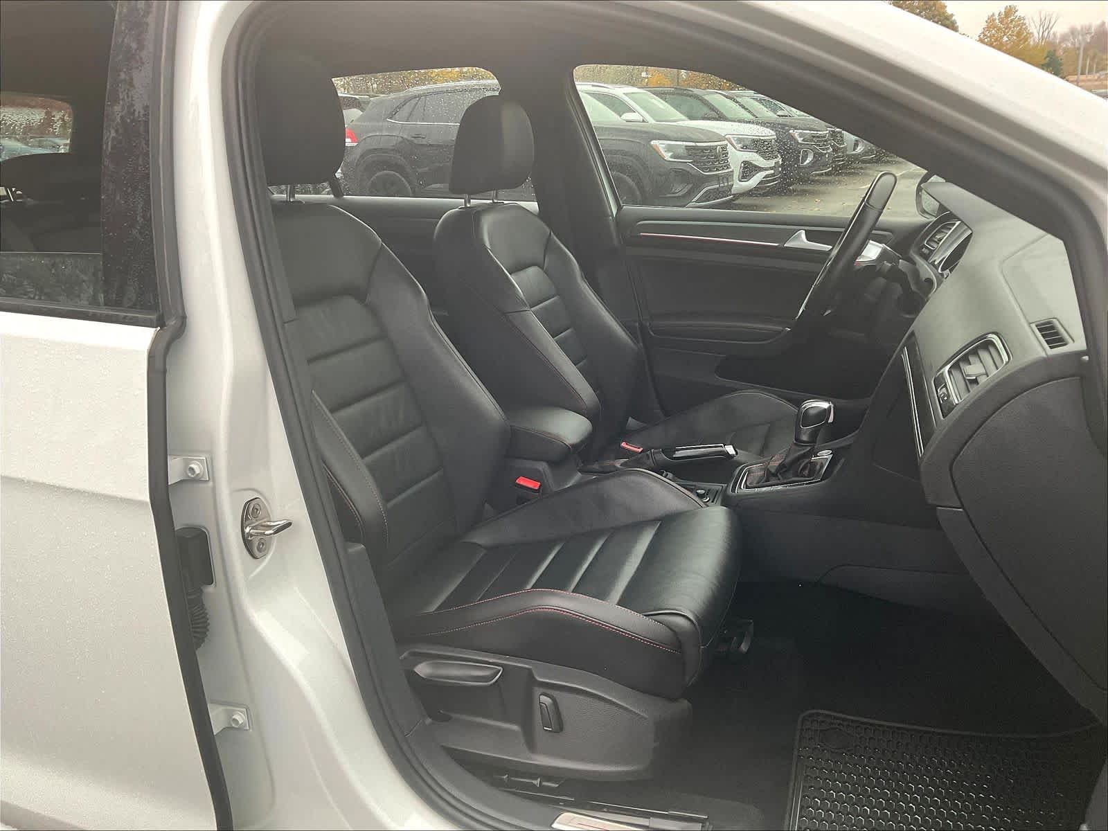 2021 Volkswagen Golf GTI Autobahn - Photo 11