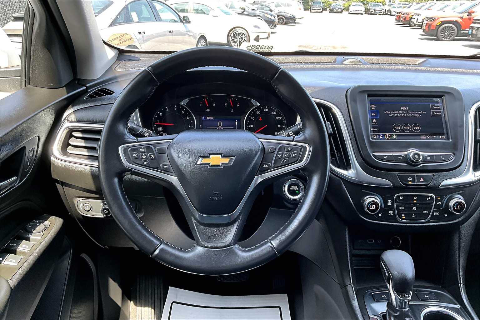 2022 Chevrolet Equinox LT - Photo 17