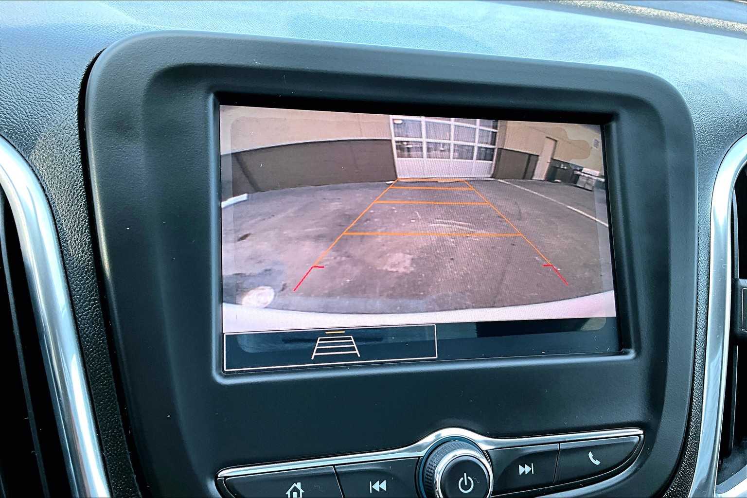 2022 Chevrolet Equinox LT - Photo 19