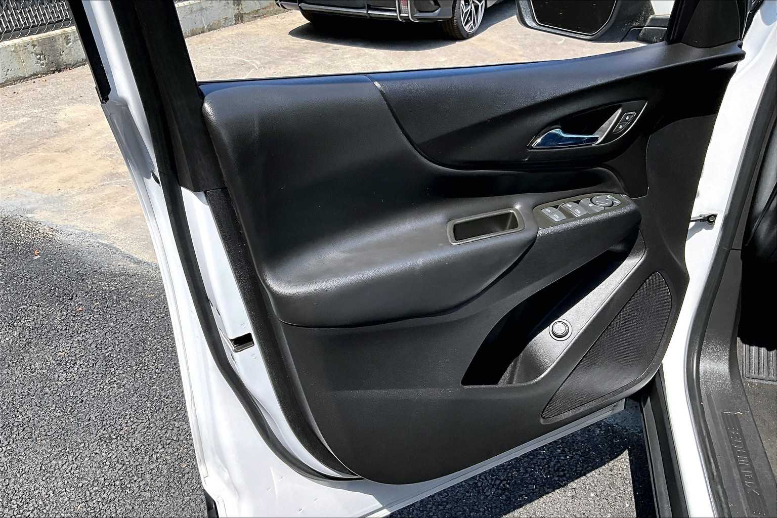 2022 Chevrolet Equinox LT - Photo 9