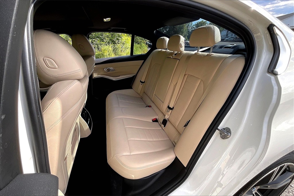 2020 BMW 3 Series 330i xDrive - Photo 24