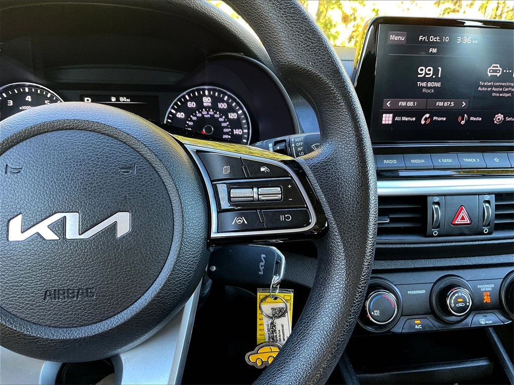2023 Kia Forte LXS - Photo 23