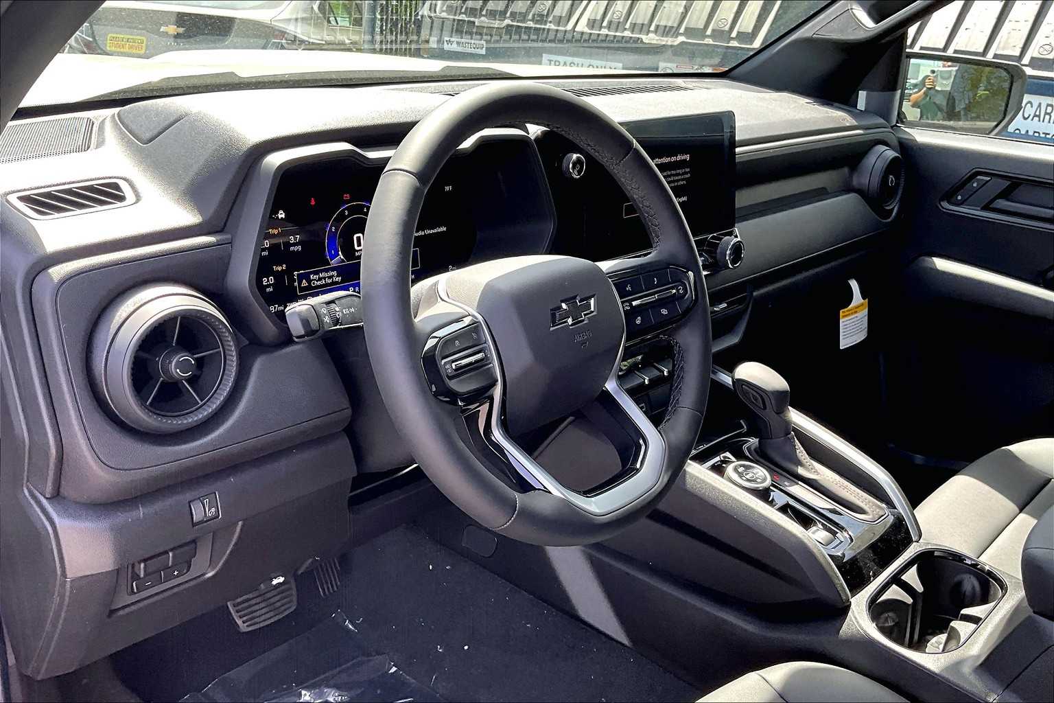 2025 Chevrolet Colorado 4WD Trail Boss - Photo 9
