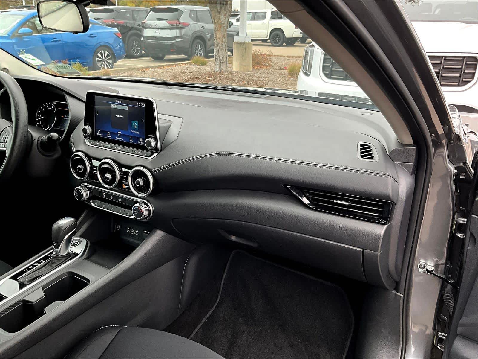 2024 Nissan Sentra SV - Photo 13