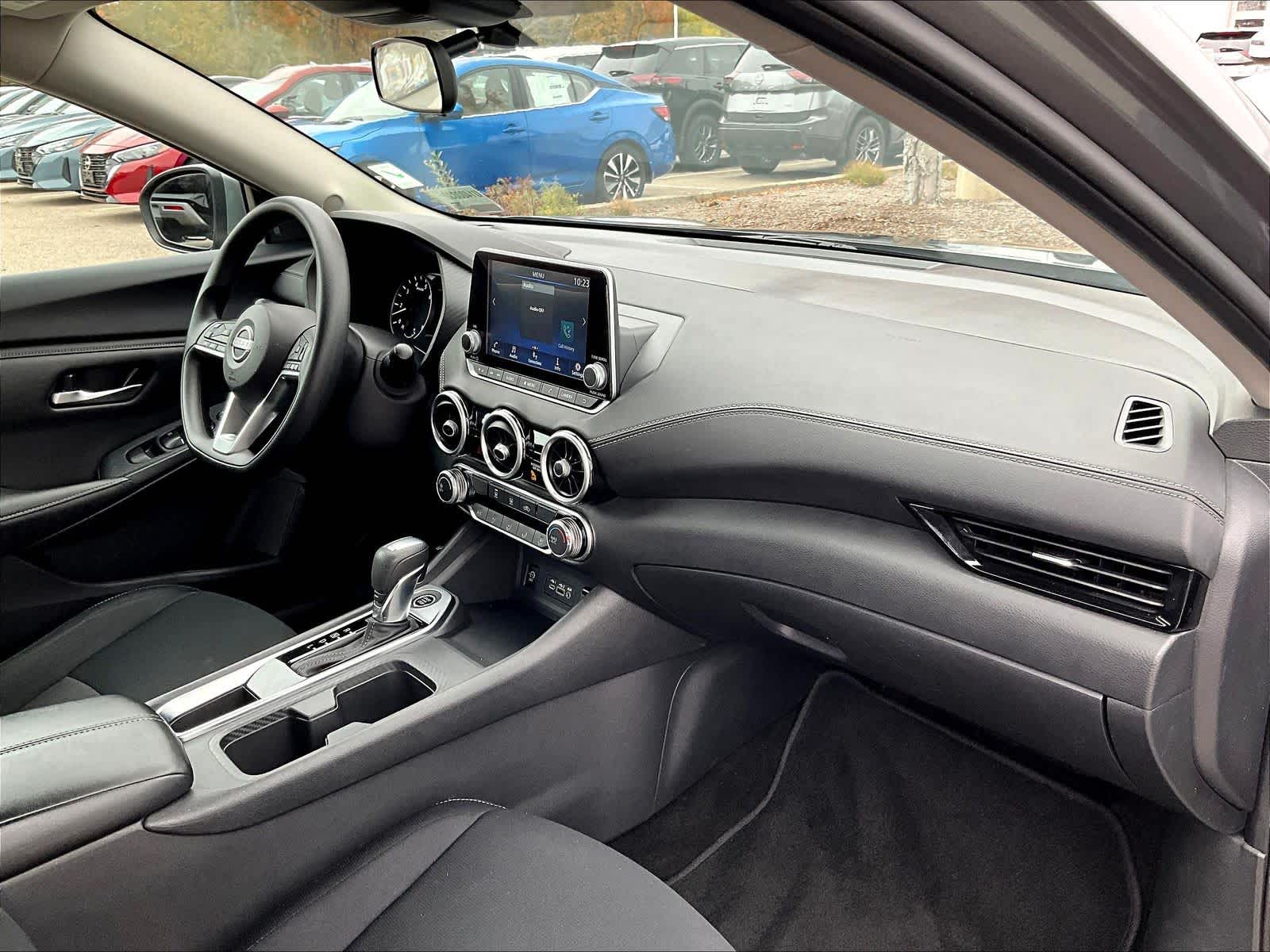 2024 Nissan Sentra SV - Photo 14