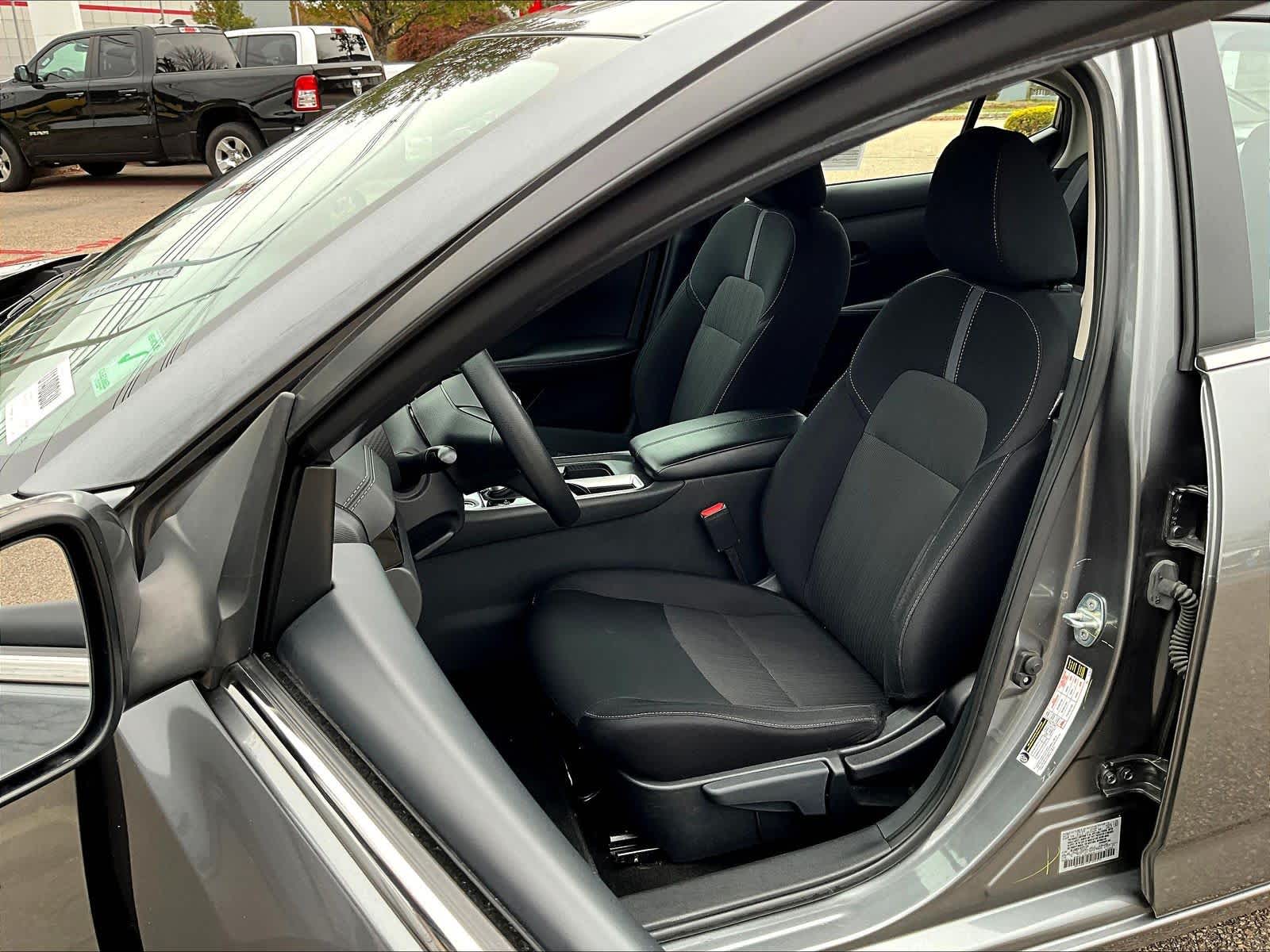 2024 Nissan Sentra SV - Photo 10