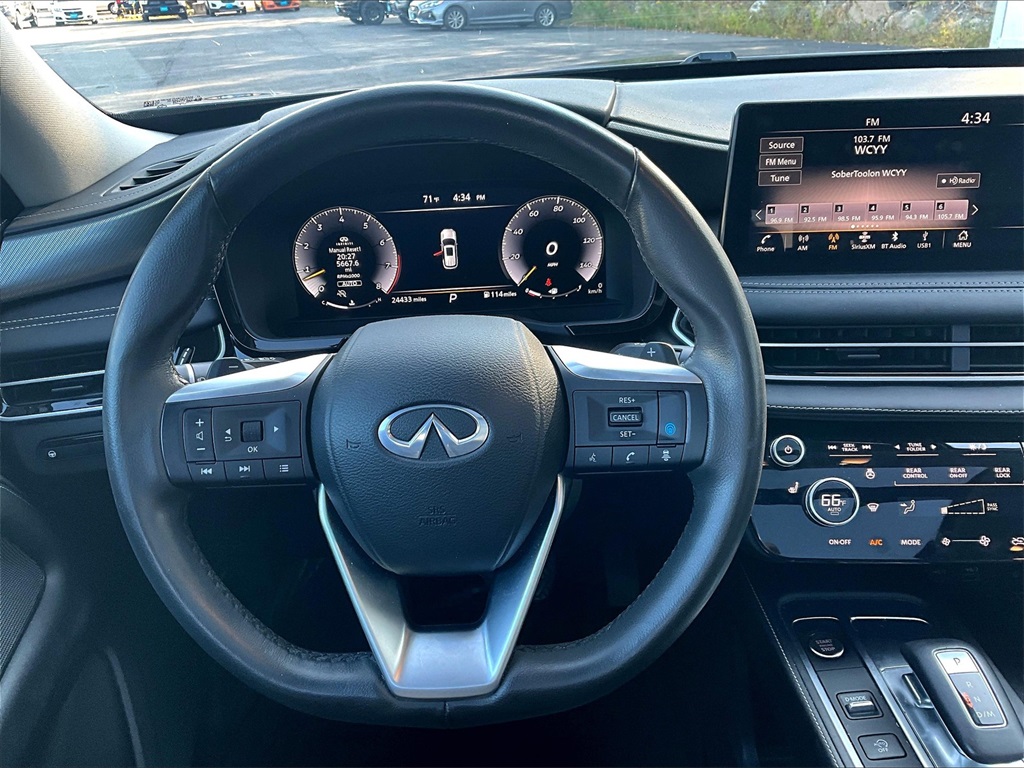 2023 INFINITI QX60 LUXE - Photo 18