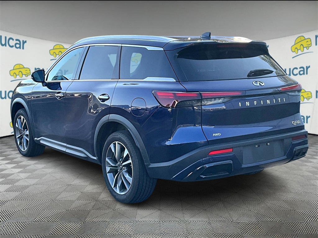 2023 INFINITI QX60 LUXE - Photo 4