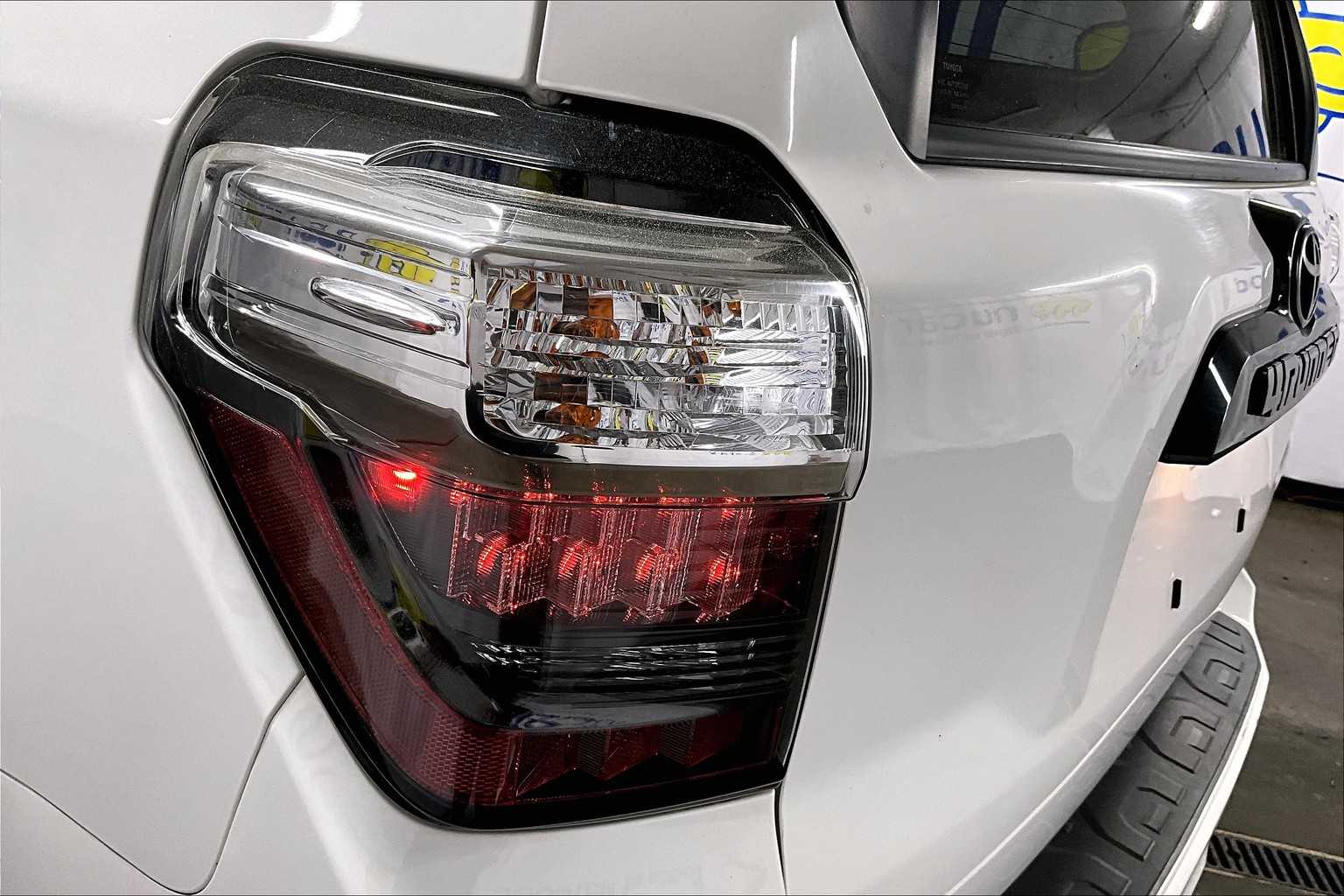 2021 Toyota 4Runner Venture - Photo 33