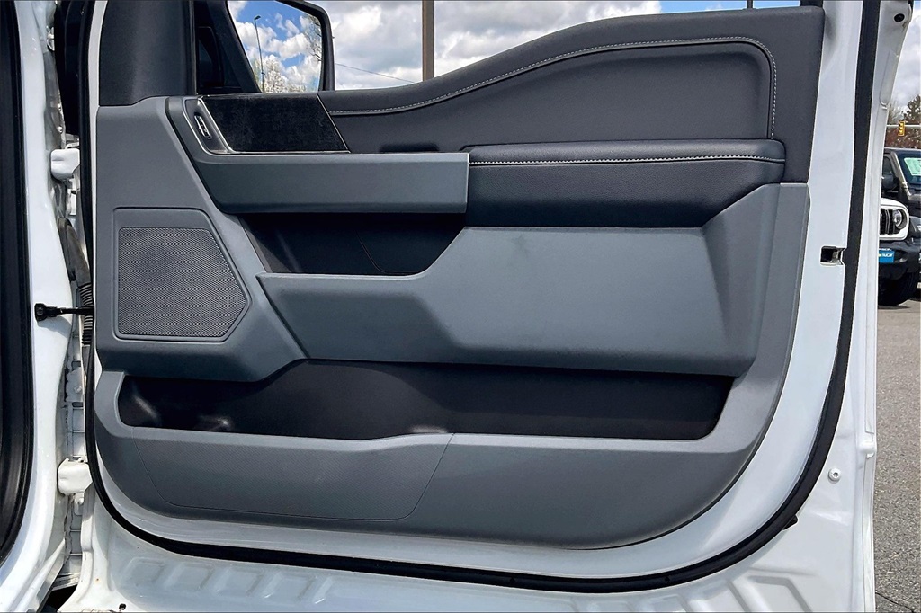 2022 Ford F-150 XLT - Photo 11