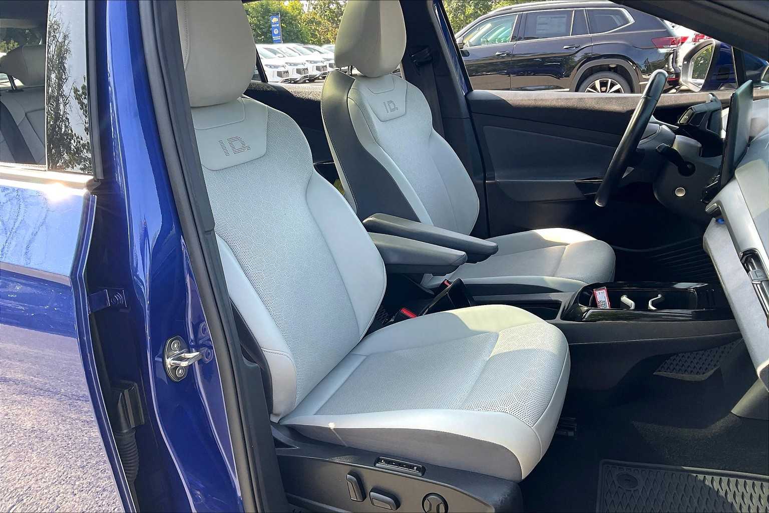 2021 Volkswagen ID.4 Pro S - Photo 11