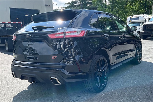 2019 Ford Edge ST - Photo 4