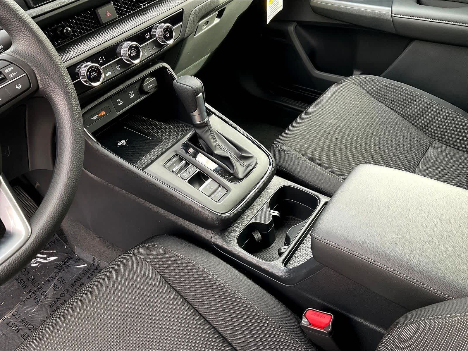 2026 Honda CR-V LX - Photo 14