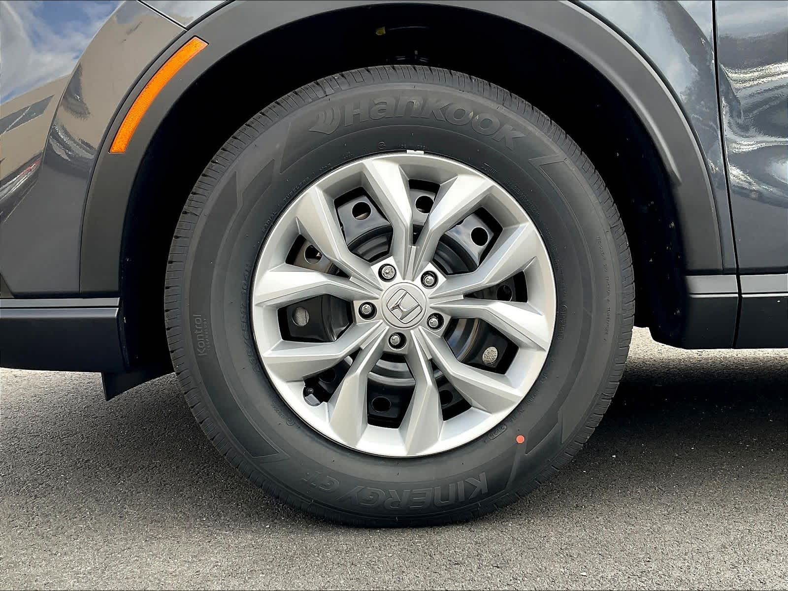 2026 Honda CR-V LX - Photo 8