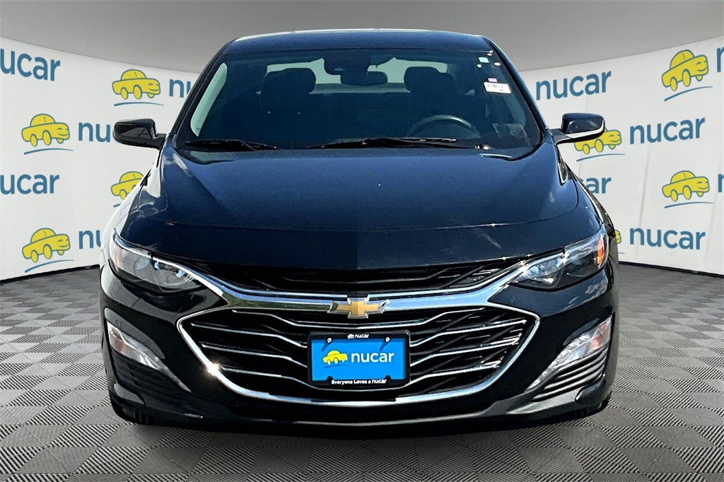 2021 Chevrolet Malibu LT - Photo 2