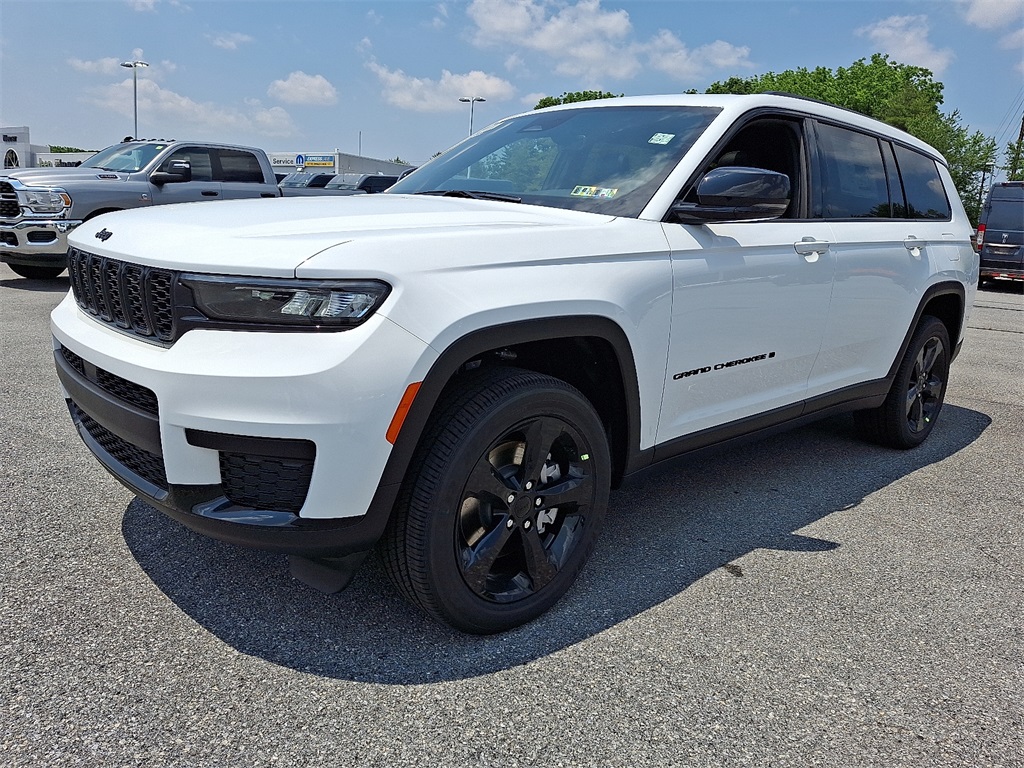 2025 Jeep Grand Cherokee L Altitude X - Photo 2