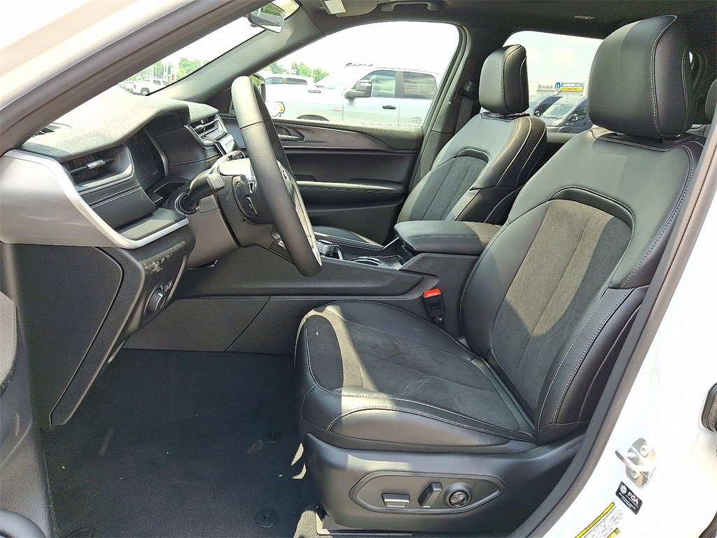 2025 Jeep Grand Cherokee L Altitude X - Photo 10