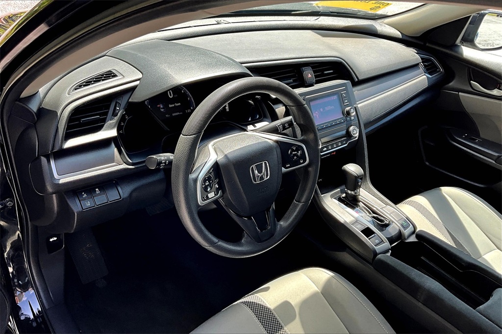 2019 Honda Civic LX - Photo 8