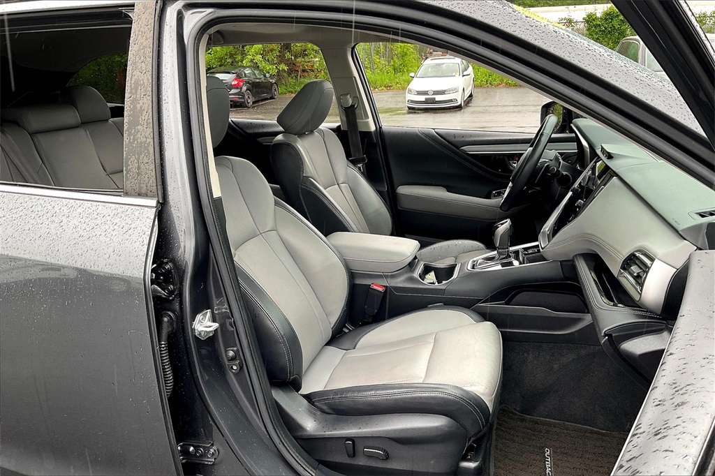 2021 Subaru Outback Limited - Photo 11