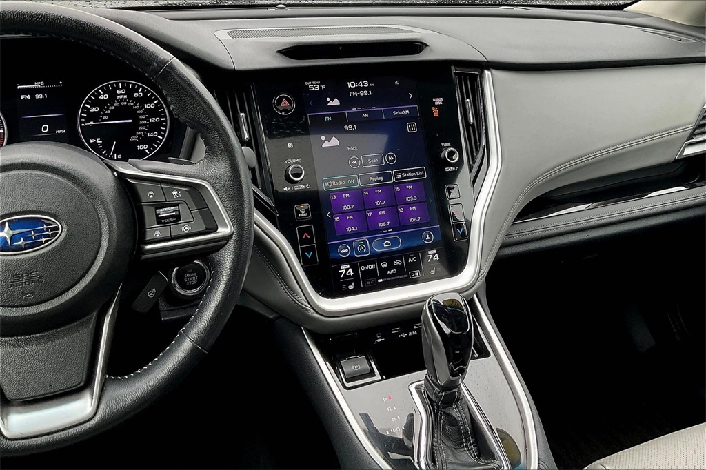 2021 Subaru Outback Limited - Photo 17