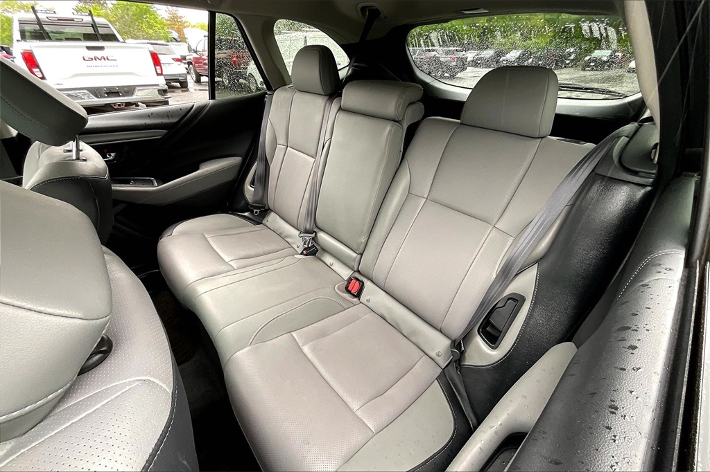 2021 Subaru Outback Limited - Photo 24