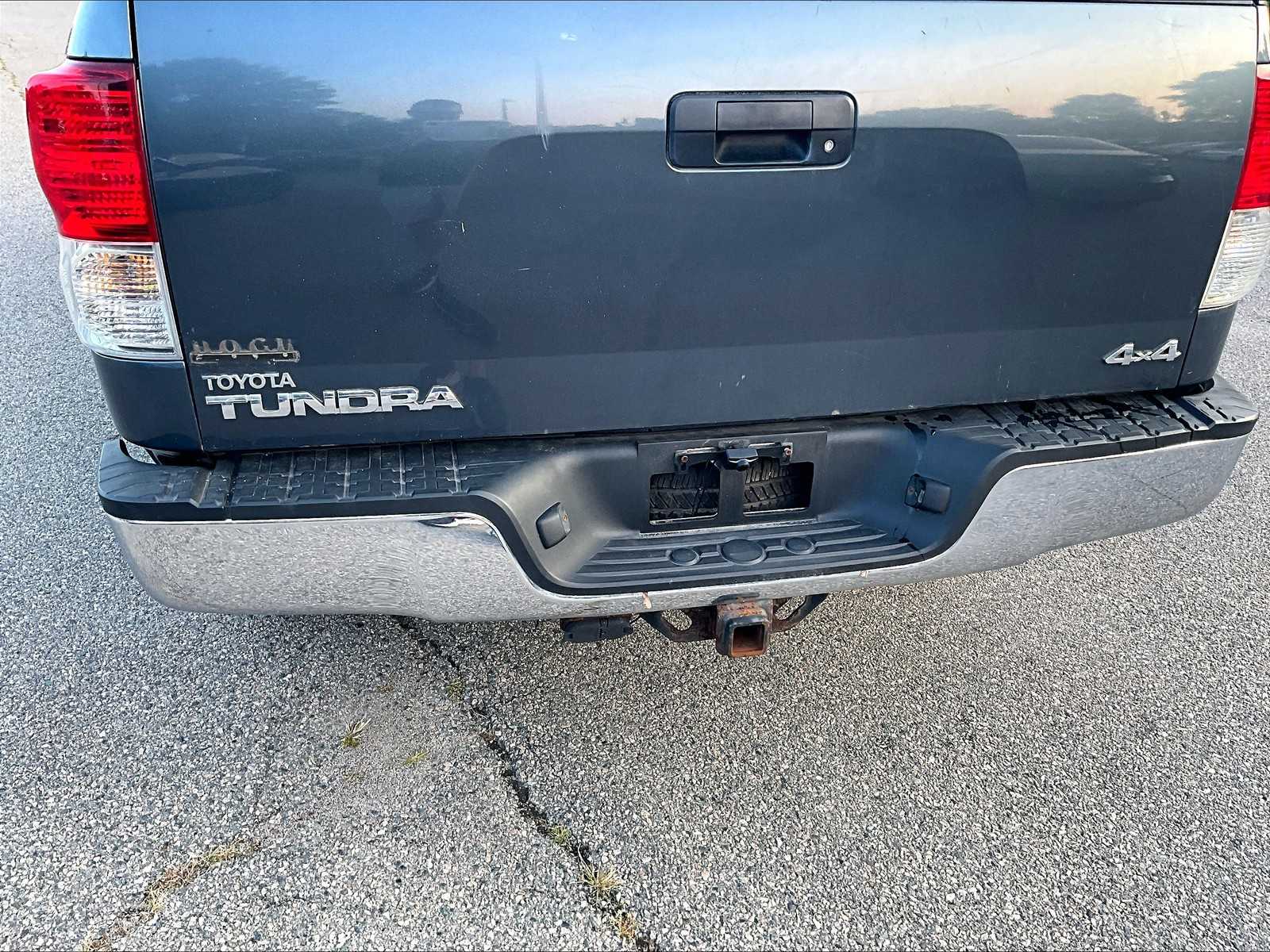 2010 Toyota Tundra  - Photo 7