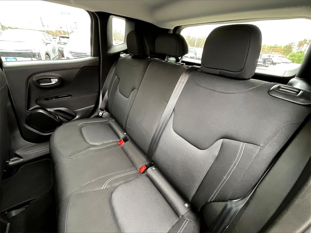 2021 Jeep Renegade Sport - Photo 14