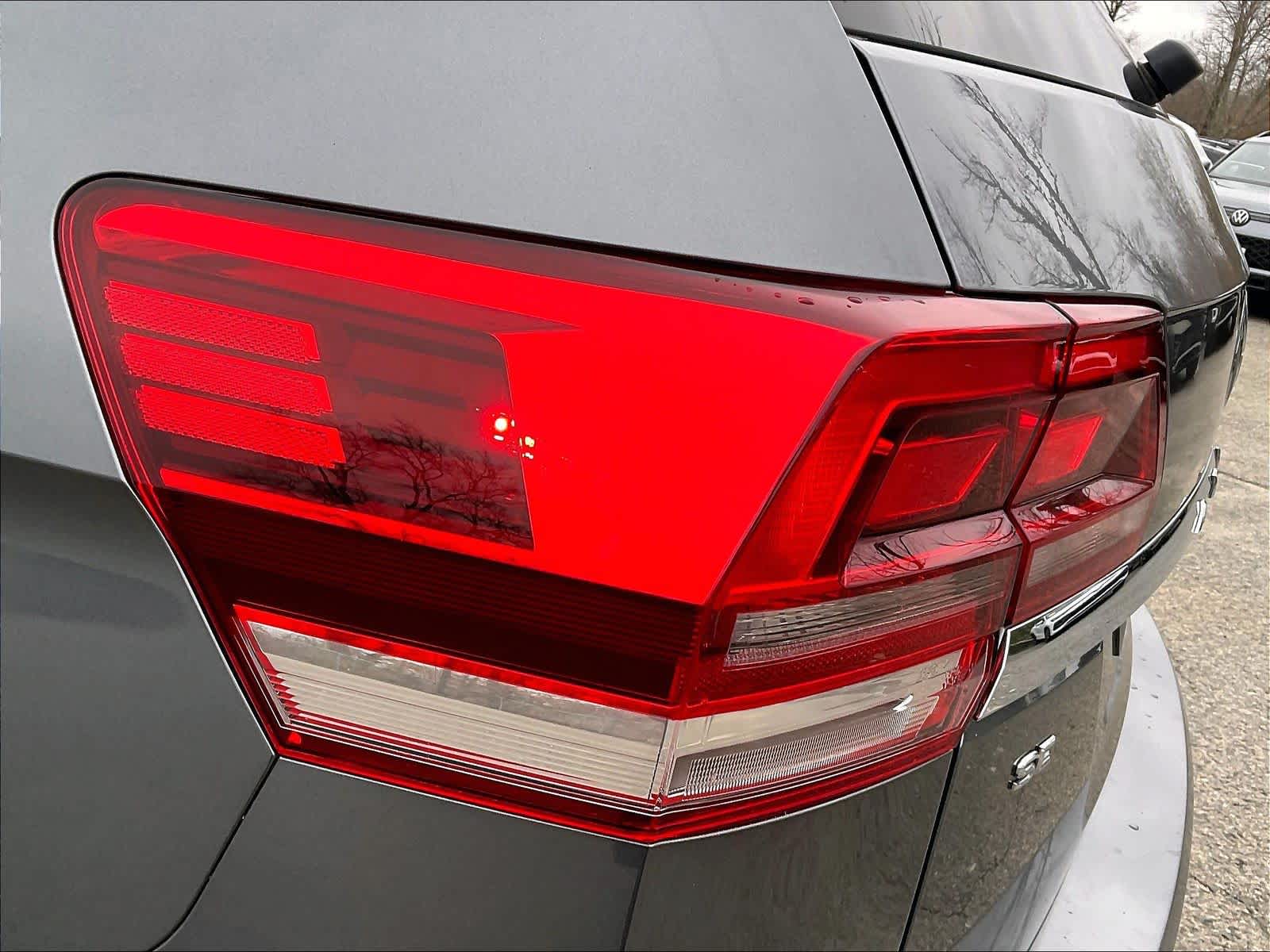 2019 Volkswagen Atlas 3.6L V6 SE w/Technology - Photo 34