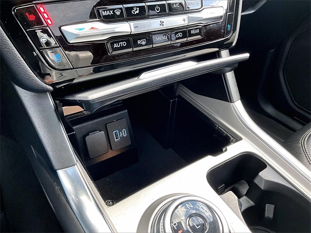2022 Ford Explorer Limited - Photo 28