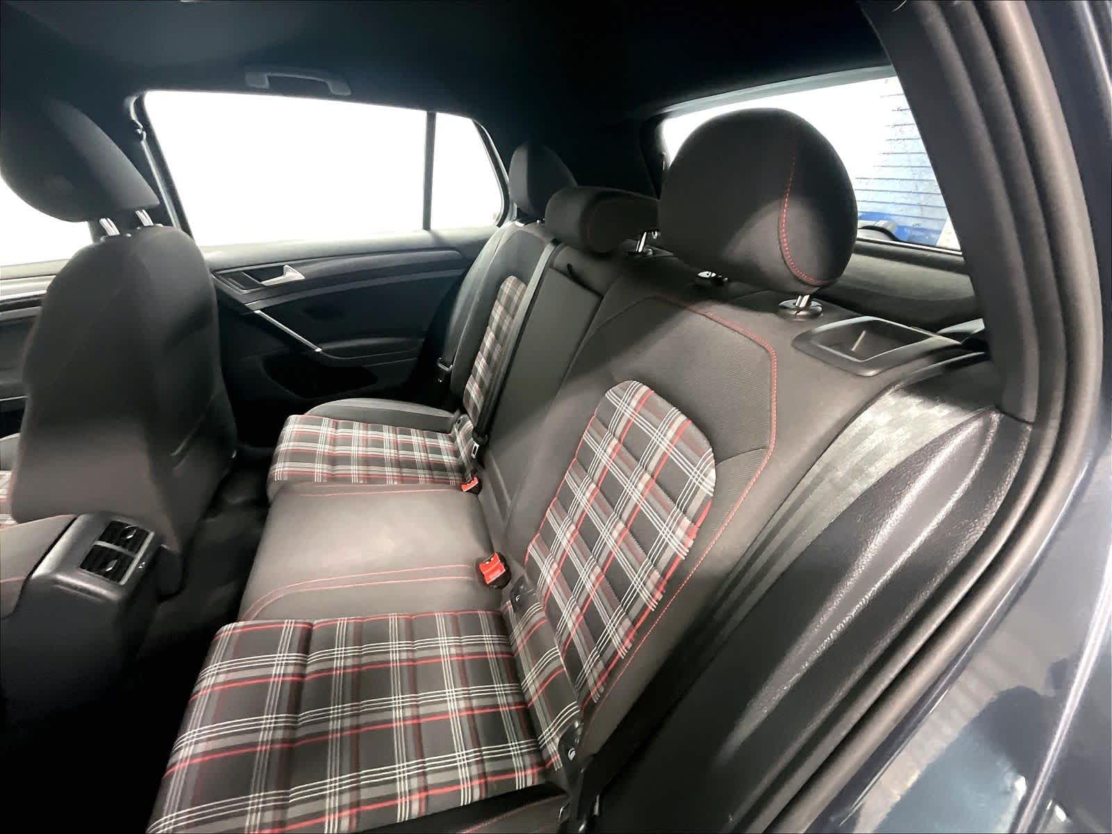 2018 Volkswagen Golf GTI SE - Photo 15